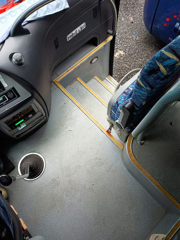 I veicoli utilizzati di trasporto pubblico hanno utilizzato la vettura interurbana utilizzata diesel Buses dei passeggeri dei bus di giro di LHD