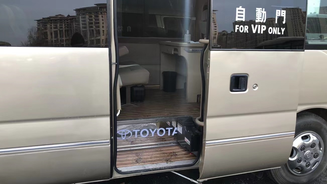 Porta di Mini School Bus Gasoline Engine Antomatic del bus di Mini Buses 23 Seater Toyota Coster