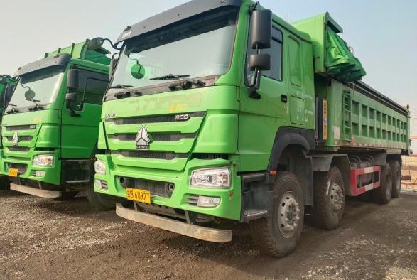 Autocarro con cassone ribaltabile di Mitsubishi Fuso della seconda mano 8*4 con 371hp il carico del motore 40ton da vendere