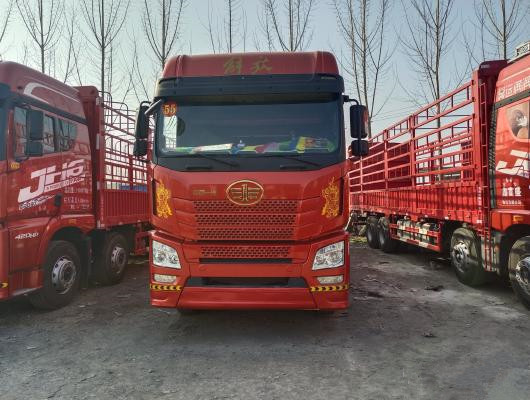 FAW ha usato 8x4 18 Ton Cargo Trucks With 12wheels usato per uso del carico in buone condizioni