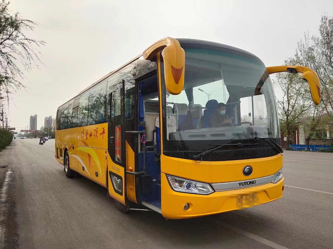 49 sedili che 2016 anni hanno utilizzato il bus ZK6115 di Yutong hanno usato la direzione diesel del motore LHD di Bus For Sale Yuchai della vettura
