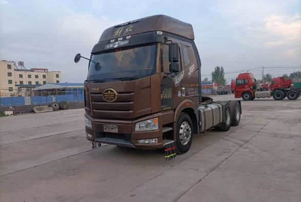 Il motore 460hp del camion 6*4 Xichai del trattore di FAW J6P ha utilizzato il camion LHD/RHD del cavallo