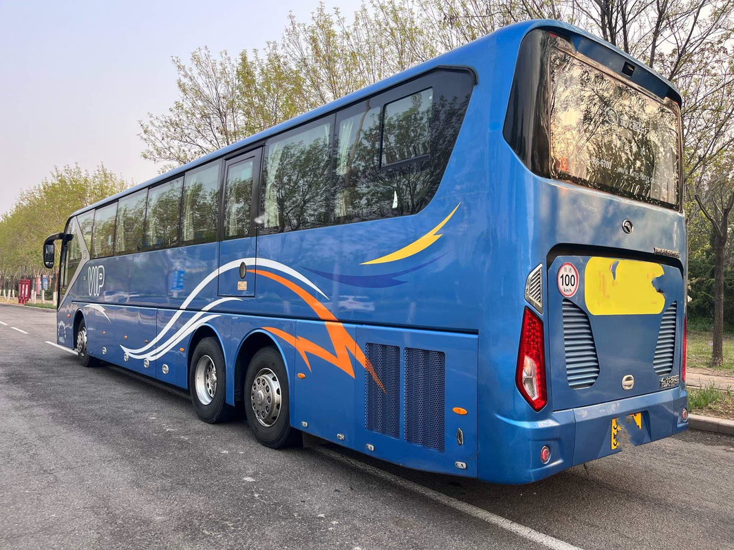 Il bus nuovo XMQ6135 di Kinglong ha utilizzato la vettura Buses 56 sedili LHD Front Engine Double Axle