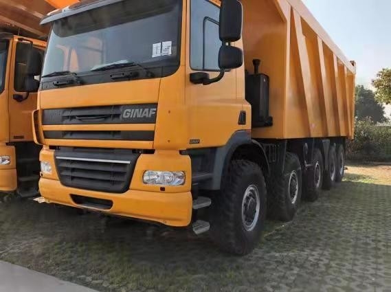 60 tonnellate hanno utilizzato il camion di seconda mano dell'autocarro con cassone ribaltabile di GINAF 10*6 da vendere