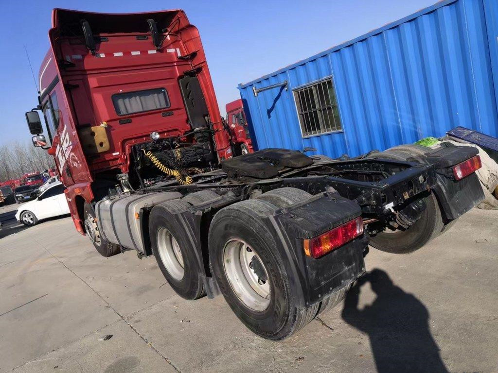 FAW JH6 ha utilizzato il motore diesel 11.596L LHD manuale del camion 6*4 430hp Weichai del trattore