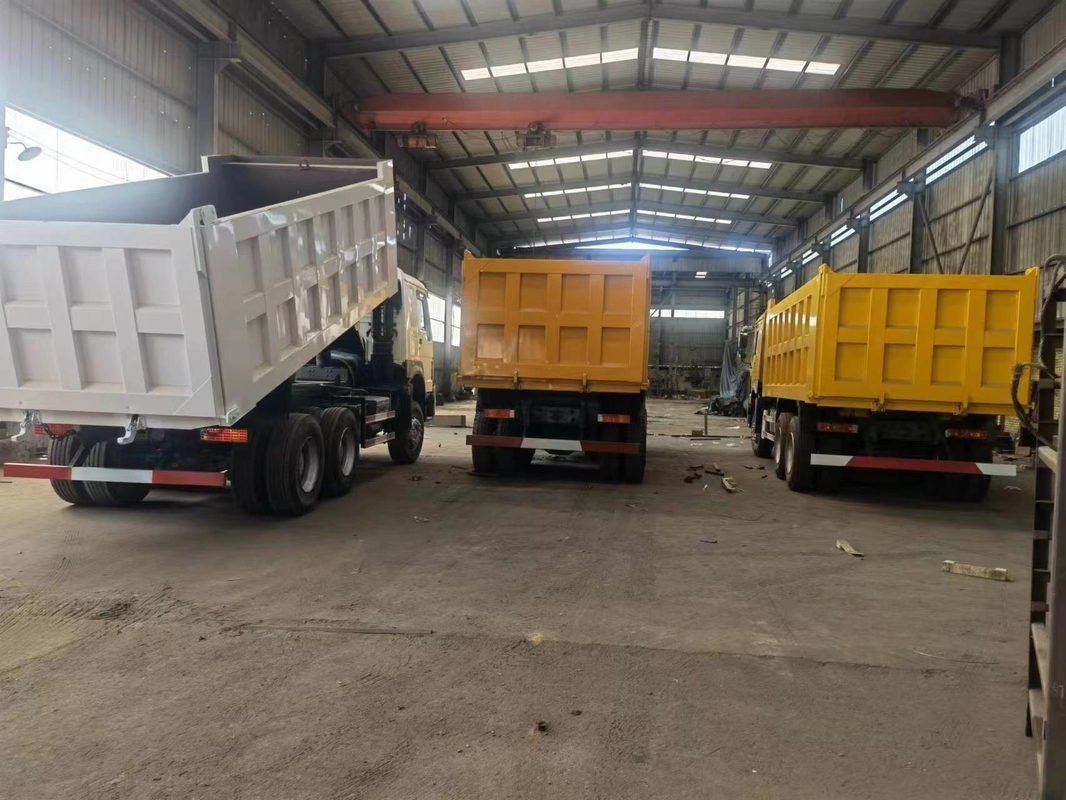 la direzione da sinistra a destra di 6*4 8*4 ha utilizzato lo scaricatore dell'azionamento della seconda mano di Tipper Truck 371/375hp