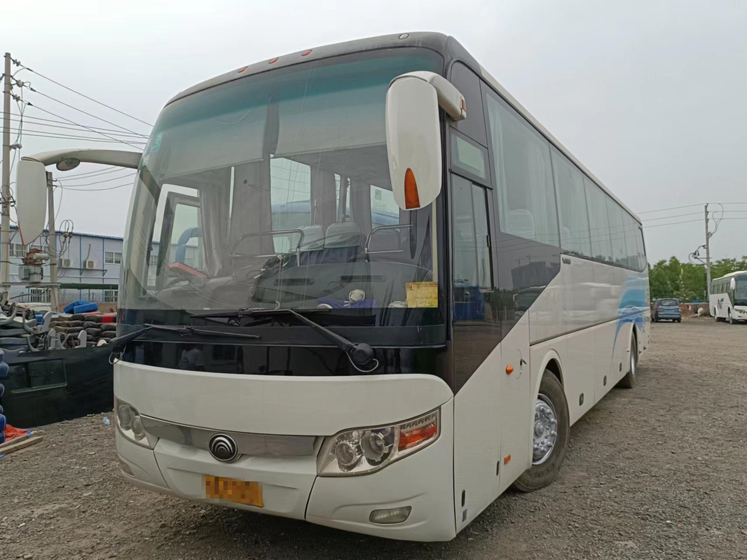 2015 anni 65 Seater hanno utilizzato il bus ZK6127 di Yutong hanno usato la guida a destra del motore della parte posteriore del bus 310kw del passeggero