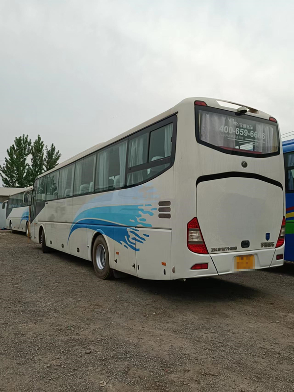 2015 anni 65 Seater hanno utilizzato il bus ZK6127 di Yutong hanno usato la guida a destra del motore della parte posteriore del bus 310kw del passeggero