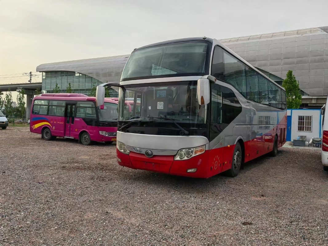 2015 il bus ZK6127H di Yutong utilizzato di anno 45 sedili ha usato la direzione di With Diesel Engine LHD della vettura