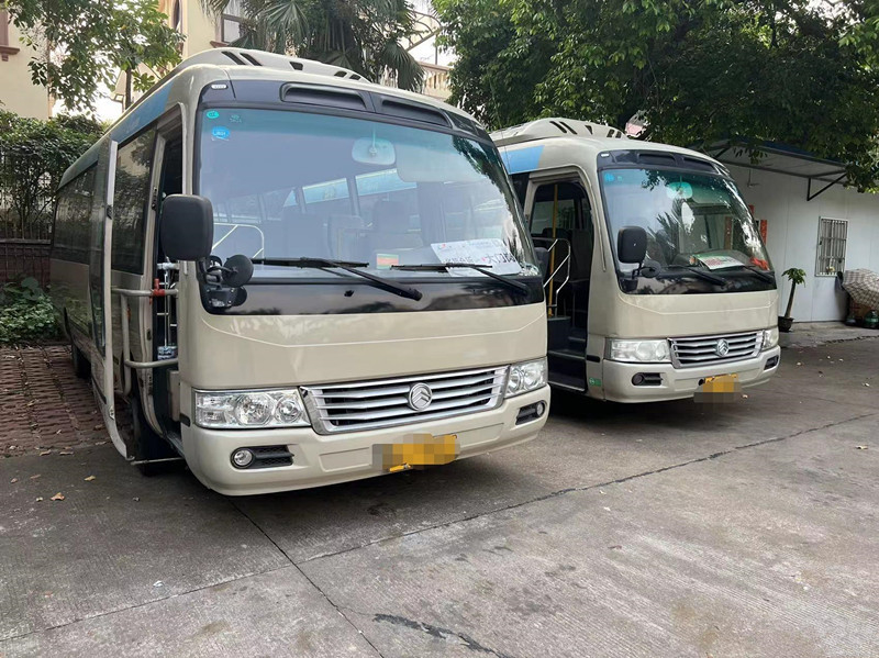 Il bus del sottobicchiere utilizzato 34 sedili ha usato Mini Bus XML6809 con la direzione elettrica della mano sinistra del motore