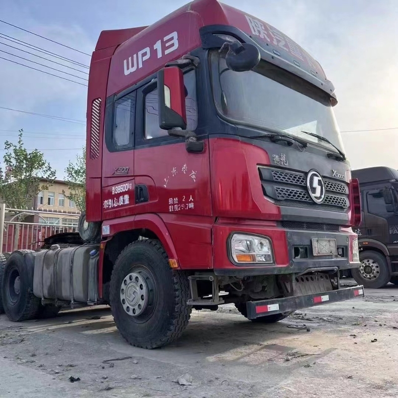 Il trattore utilizzato 420hp del camion di Shacman ha utilizzato la testa 6*4 50tons del trattore da vendere il camion del trattore
