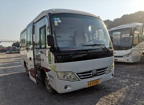 La mano destra di Mini City Travelling Diesel Engine del bus di Yutong della seconda mano di 6 sedili Rive 132KW