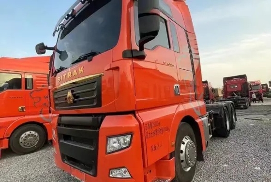 Cilindri diesel utilizzati di modo sei dell'azionamento del camion 540hp 6×4 del trattore di Sinotruck Sitrak dei camion nella linea