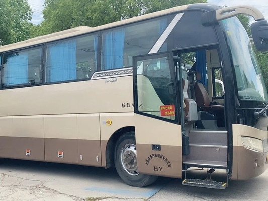 Drago dorato usato XML6113 della singola mano della porta del motore di Yuchai dei sedili della sospensione 47 dell'airbag del bus del passeggero seconda