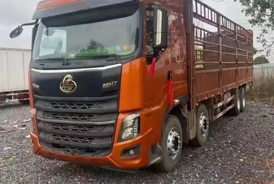 la seconda mano Lorry Orange Color 12 misura il camion con un contatore del carico dei cilindri 420hp 2021year Dongfeng del motore 6 di Yuchai del modo dell'azionamento 8×4