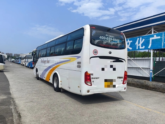 La vettura utilizzata Leaf Spring EURO IV del bus motore 245hp 10,5 di Yuchai di 49 sedili misura i secondi giovani con un contatore Tong Bus ZK6107 della mano