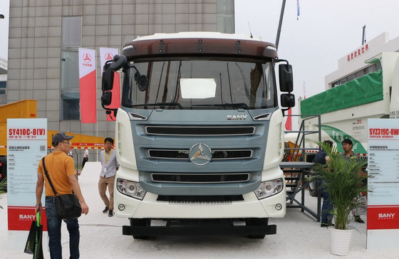 Camionetti per il cemento in vendita Camionetto Sany Mixer 8m3 Capacità del serbatoio 313hp Motore Trasmissione veloce