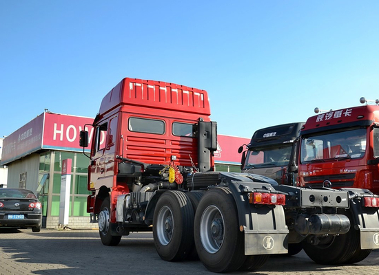 Shacman Tractor Truck F3000 Cabina con tetto alto 10 pneumatici Weichai 375hp LHD/RHD Buono utilizzo in Africa