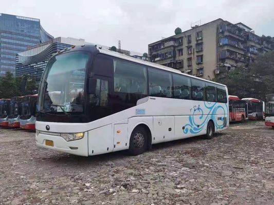 Il bus utilizzato ZK6122 49 di Yutong mette i telai a sedere che d'acciaio le doppie porte hanno utilizzato il motore posteriore della guida a sinistra WP.10 del bus del passeggero