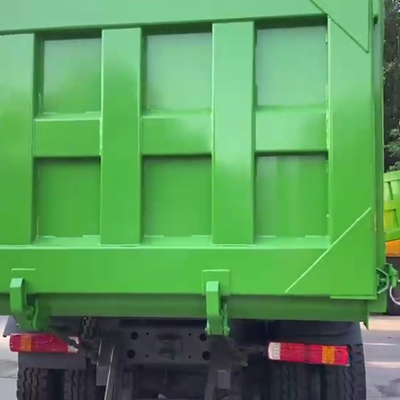 Seconda mano utilizzata Howo di modo dell'azionamento del camion 8x4 di Howo Sinotruk Drump 375 cavalli vapore Tipper Truck