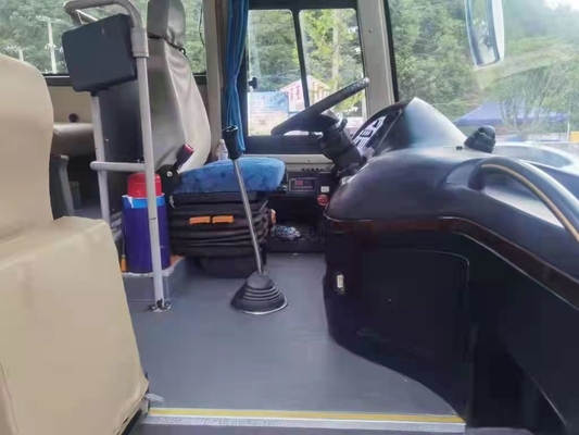 Più alto bus in bus utilizzato lungo del sottobicchiere di Toyota della disposizione dei sedili RHD Front Engine 2+3 di Buses 65 della vettura della Tanzania KLQ6129 Yutong