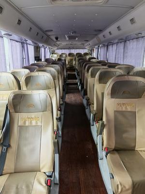 La seconda mano ZK6115 Yutong trasporta i passeggeri della città ha utilizzato i bus pubblici diesel di LHD