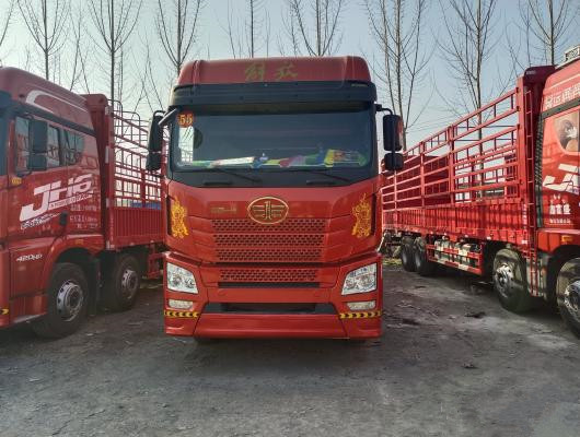 FAW ha usato 8x4 18 Ton Cargo Trucks With 12wheels usato per uso del carico in buone condizioni