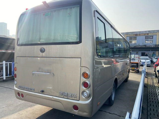 La seconda mano Yutong ZK6728 trasporta il motore dorato utilizzato di Yuchai di colore trasporta una vettura di 28 passeggeri Bus In 2019 anni