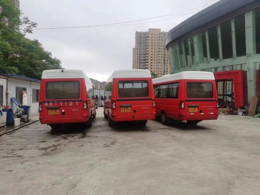 Nuovo arrivo 2017 diesel del minibus usato bus usato Iveco 129Hp dei sedili di anno 19